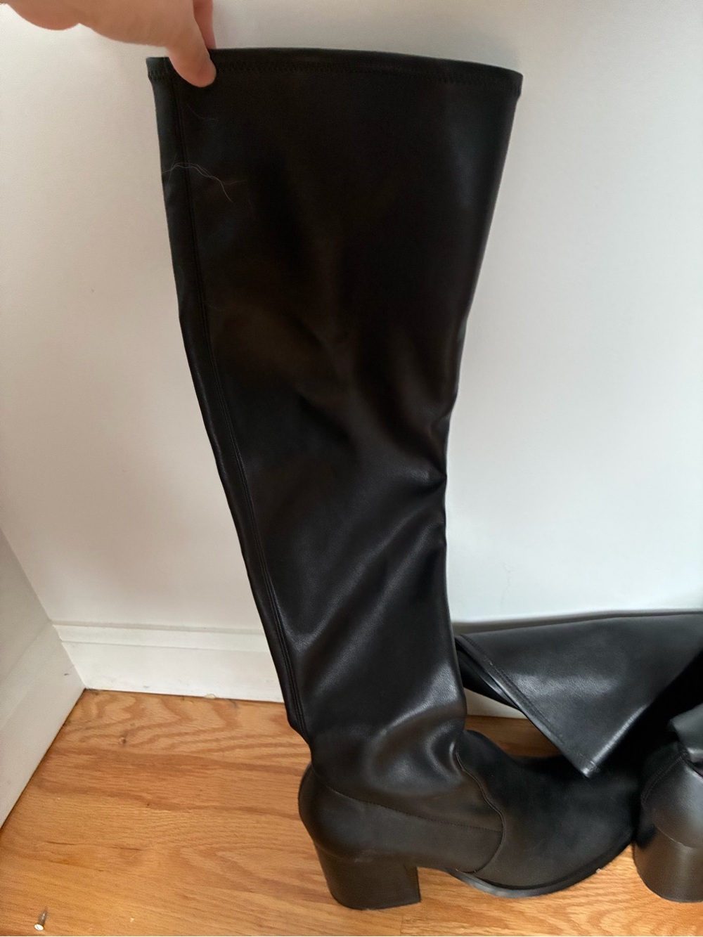 Classic Black Over-the-Knee Women's Boots